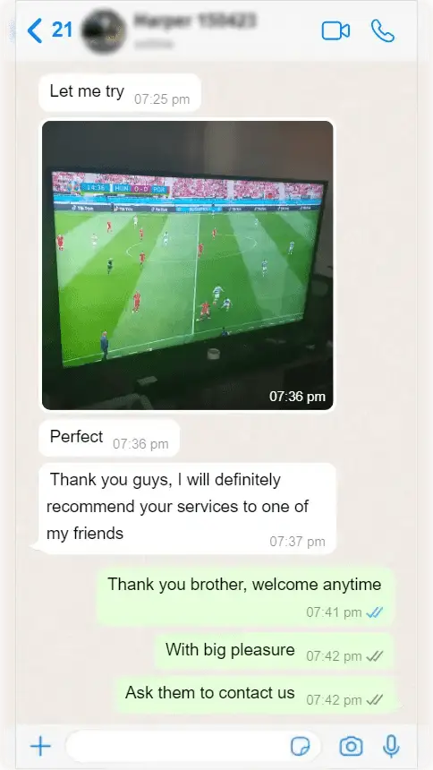 WhatsApp testimonial from IPTV subscriber confirming fast setup and anti-freeze playback